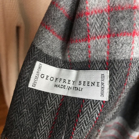 Men’s Scarf - Picture 3 of 3